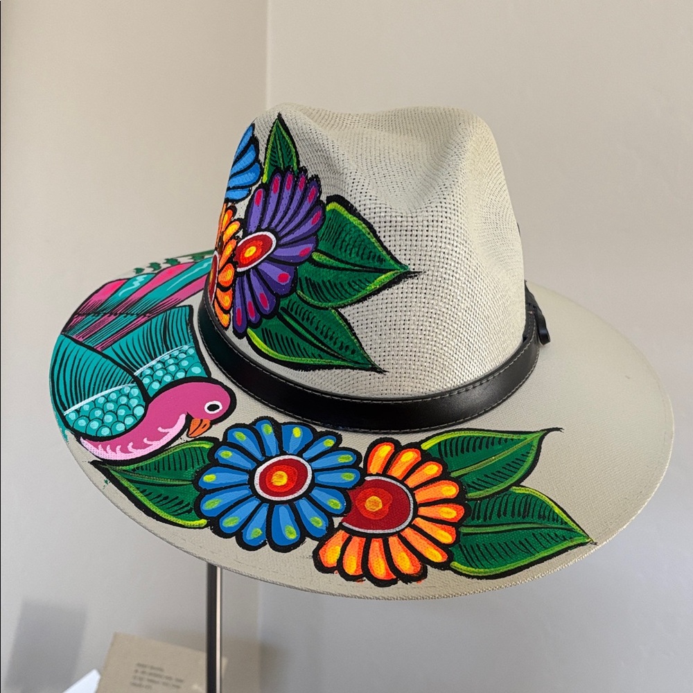 Hand-Painted Artisan Panama Hat Made in Mexico – Floral Design (Large)